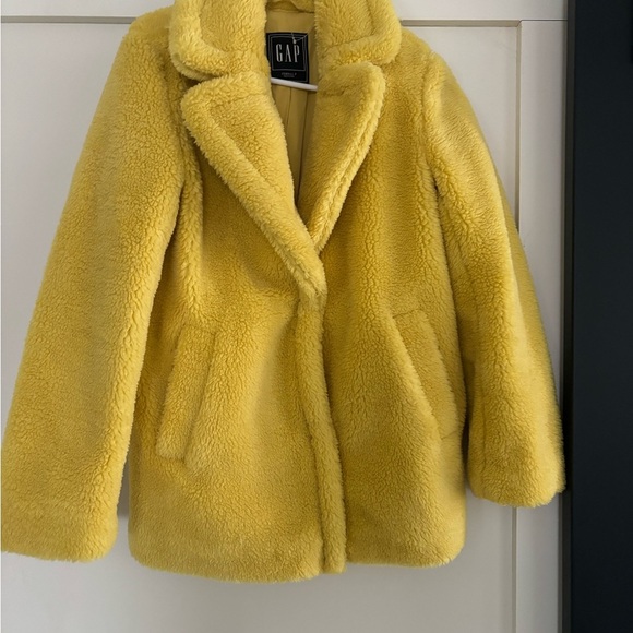 Gap extra small yellow sherpa Teddy jacket - Picture 2 of 5